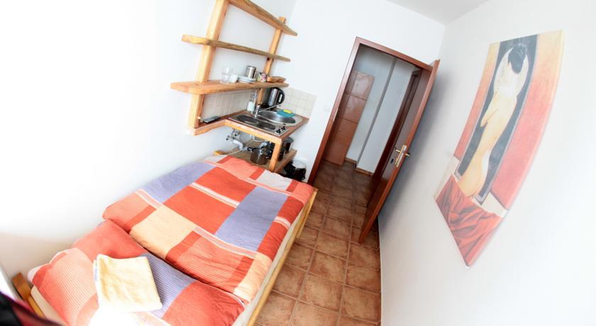 Hostel Singer Pub Ceske Budejovice Bilik gambar