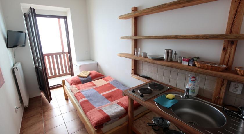 Hostel Singer Pub Ceske Budejovice Bilik gambar