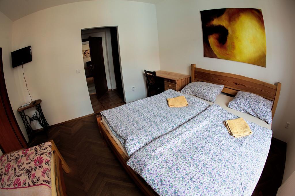 Hostel Singer Pub Ceske Budejovice Bilik gambar