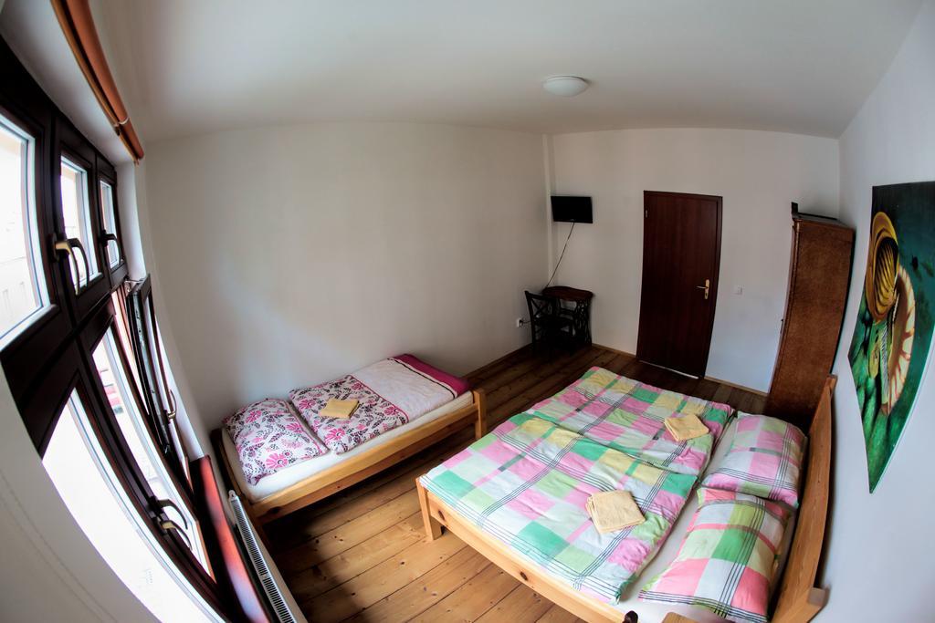 Hostel Singer Pub Ceske Budejovice Bilik gambar