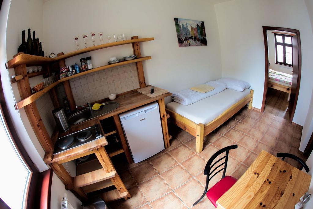 Hostel Singer Pub Ceske Budejovice Bilik gambar