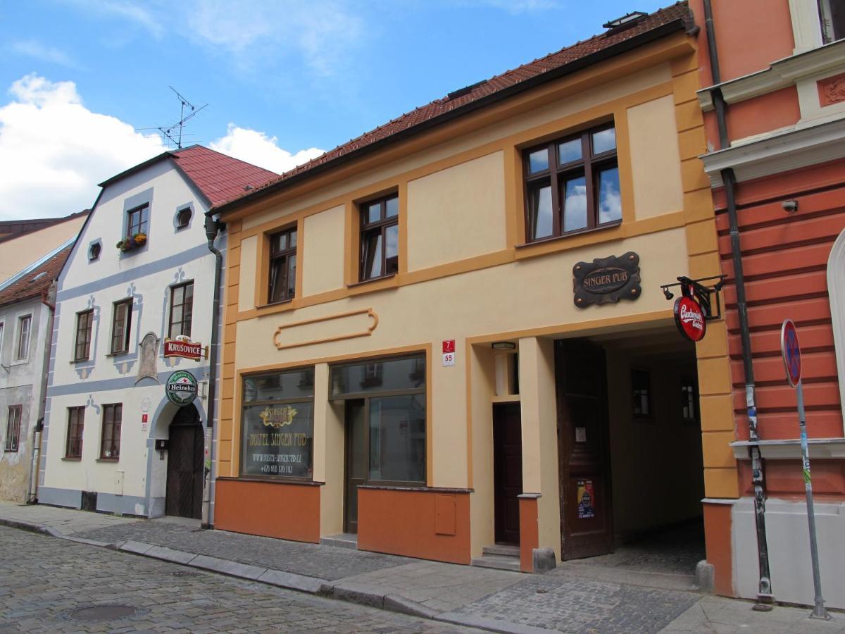 Hostel Singer Pub Ceske Budejovice Luaran gambar